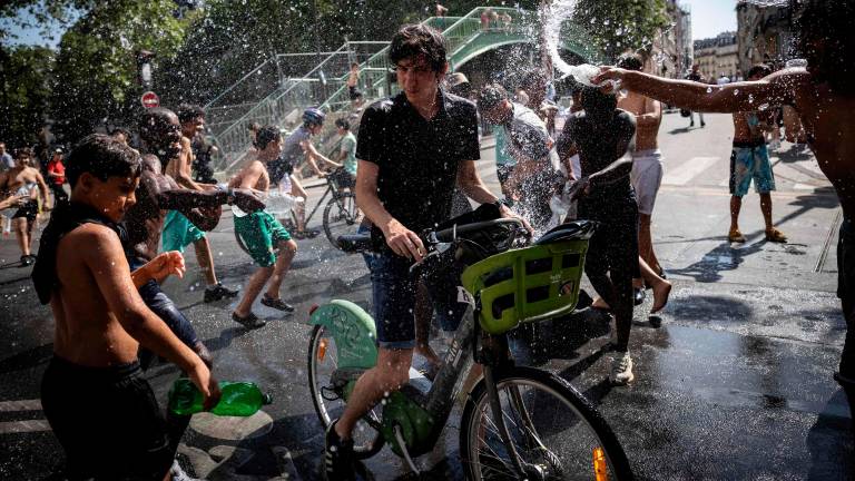 Temperaturam nad 35 stopinj izpostavljenih več kot sto milijonov ljudi v Evropi