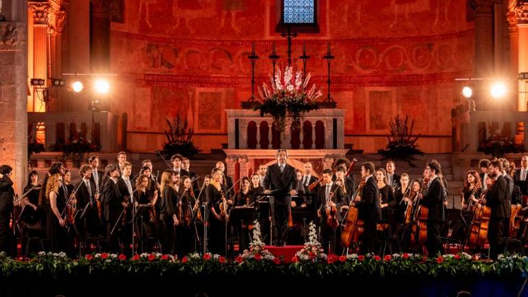 Publika na koncertu navdušeno ploskala po vsakem stavku