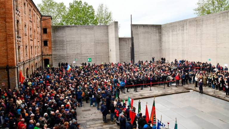 V polni Rižarni počastili osvoboditev