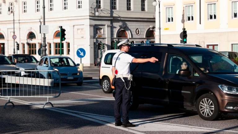 Gala večerja povzročila prometni kolaps