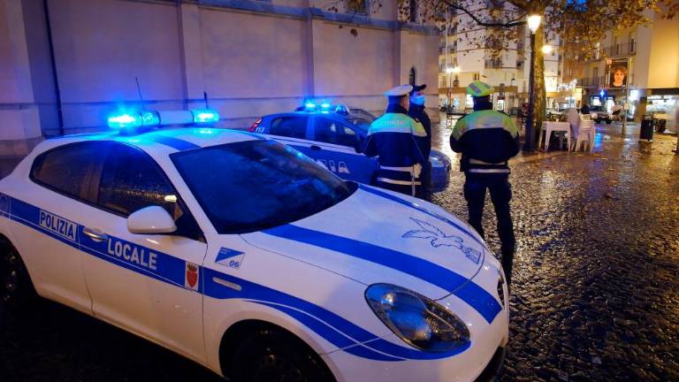 Pri stiku z občani jim pomagata splet in telefon