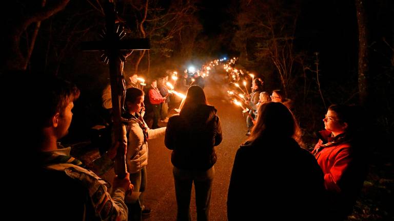 Skavti so se zbrali na križevem potu