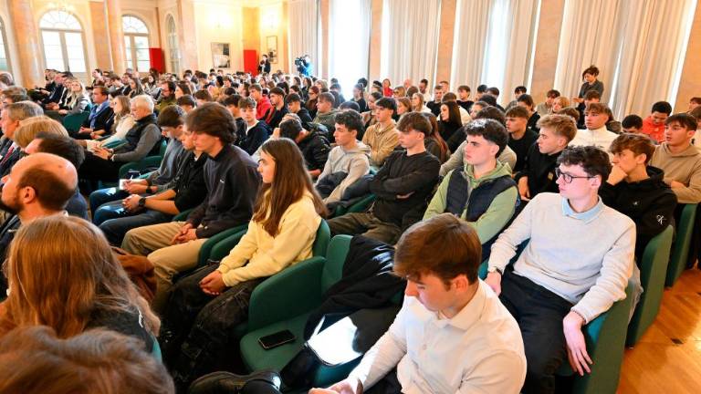 Mladi se selijo v kraje, kjer so plače višje in je več priložnosti