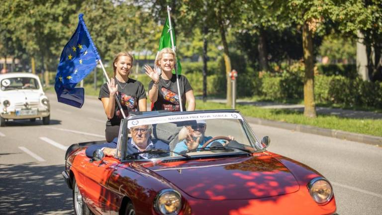 Motociklisti so se spomnili časov, ko so rušili mejo