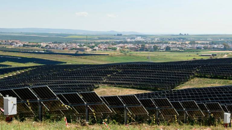 EU na dobri poti k izpolnitvi podnebnih ciljev za leto 2030