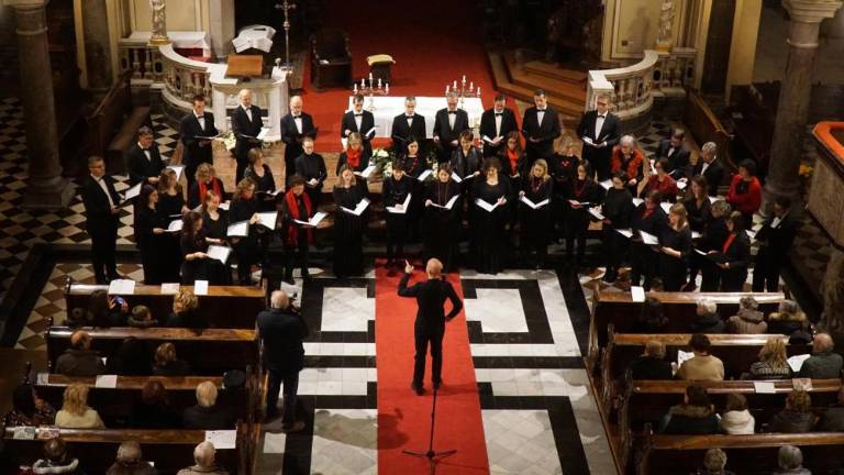 Pevski poklon goriškim skladateljem