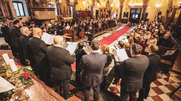 Božični koncert v znamenju topline in lepih želja