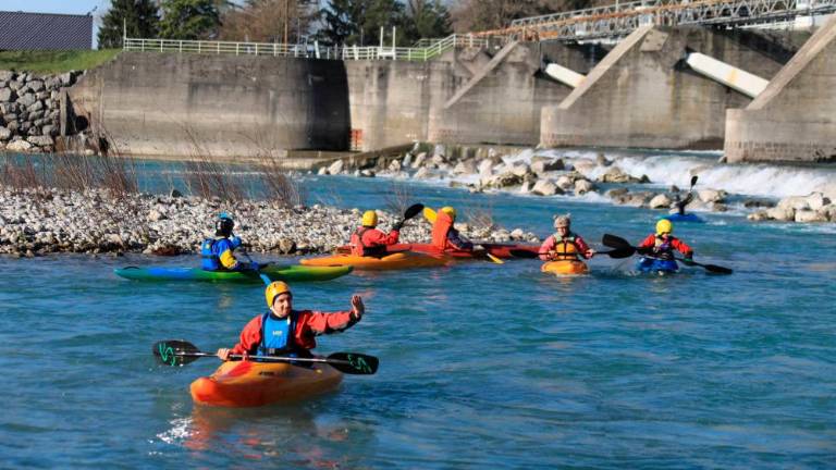 Drzno so se spustili po Soči