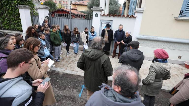 Za prababico, ki je verjela v človeštvo