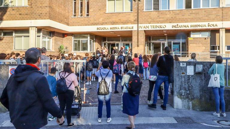 Goriški višješolci že sedli v šolske klopi