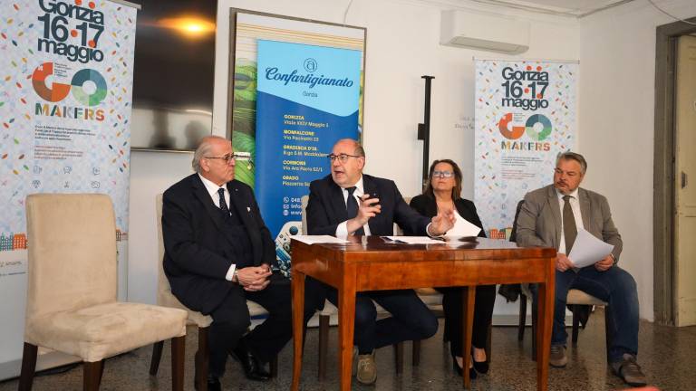 V Ronkah trideset frizerskih salonov, splošno pomanjkanje inštalaterjev