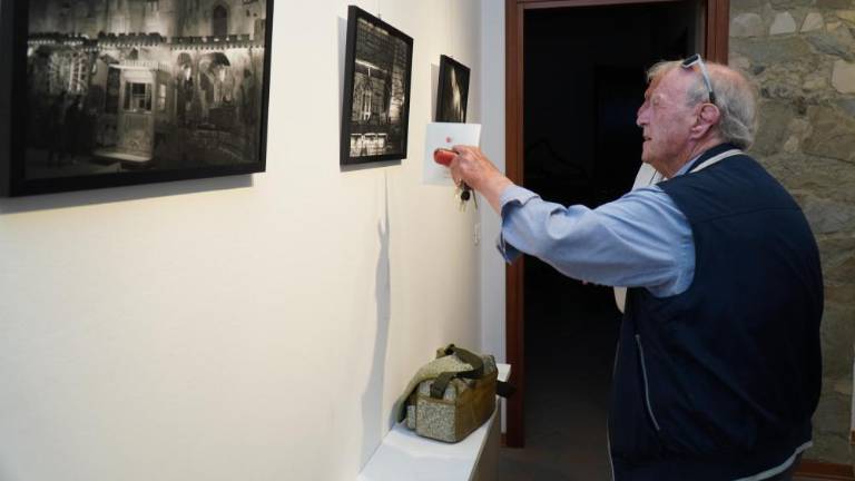 Moderna potujoča pevka