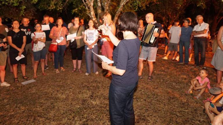 Kresovanje obogatili z zborovskim petjem