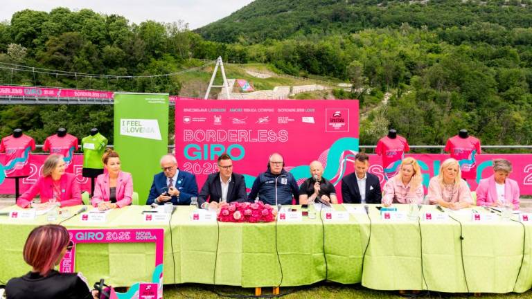 V Novi Gorici zadnje priprave na Giro, češnja na torti koncert The Kolors