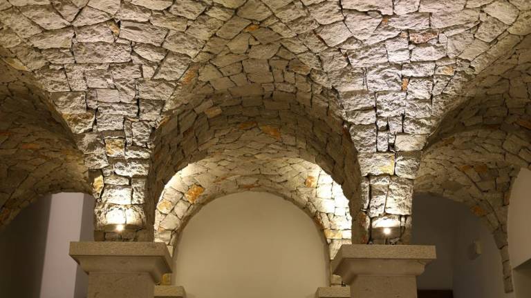 Na Kremenjakovem koledarju tokrat jameljske »kantine«