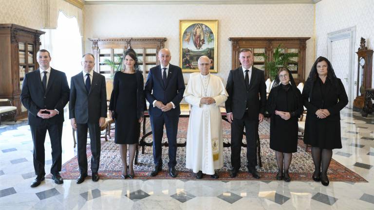 Premier Janša obiskal papeža Leona XIV.