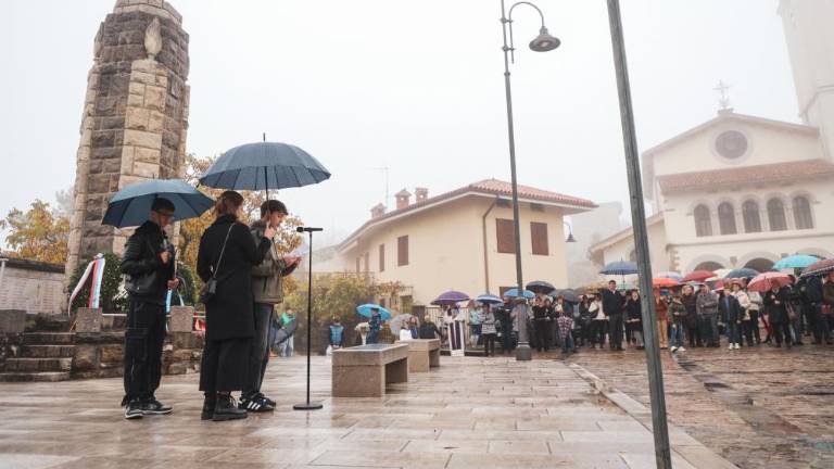 Na Goriškem pozivi proti individualizmu, vojnam in sovraštvu