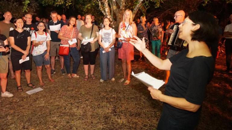 Kresovanje obogatili z zborovskim petjem