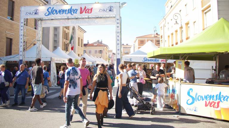 K uspehu Slovenske vasi prispevalo 150 prostovoljcev