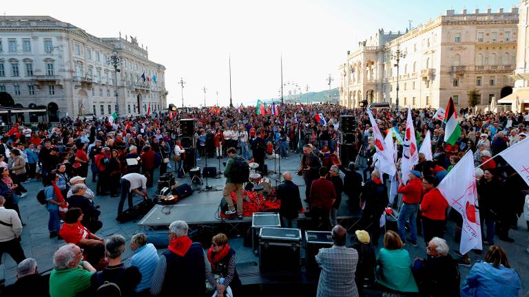 Praznovanje osvoboditve je napolnilo tržaške ulice