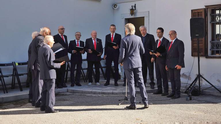 Človeku mnogih zaslug plošča v trajen spomin