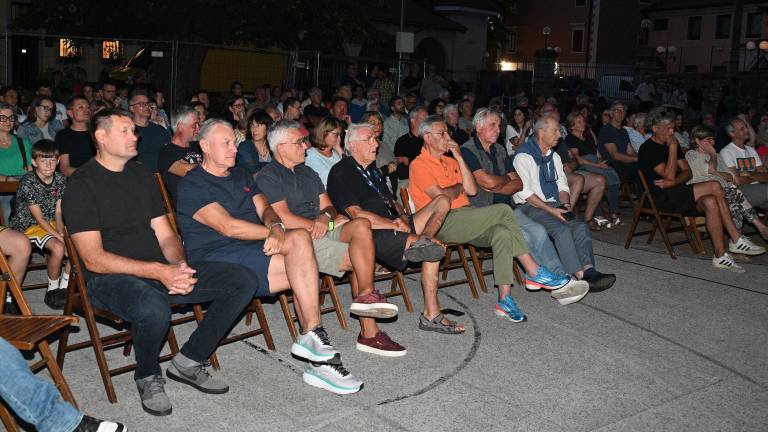 Projekcije filma in pogovora se je udeležilo veliko število ljudi (FOTODAMJ@N)