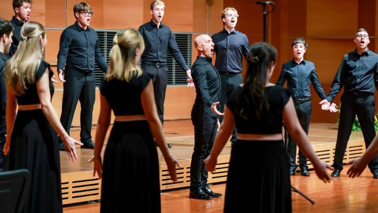 Komelovci ponovno blesteli