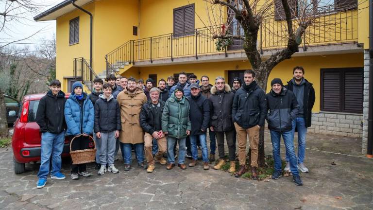 Koledniška pesem odmevala med snežinkami