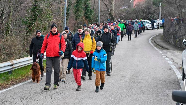 Povezali so poti, ki jih je prekinila meja
