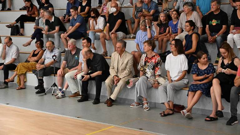 Z občuteno slovesnostjo poimenovali repensko telovadnico po Paolu Colji