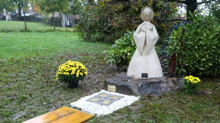 Tlakovci v trajen spomin na štiri domačine