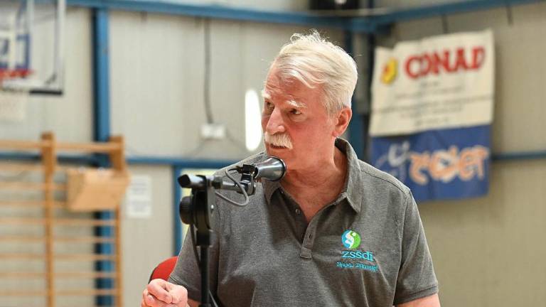 Z občuteno slovesnostjo poimenovali repensko telovadnico po Paolu Colji