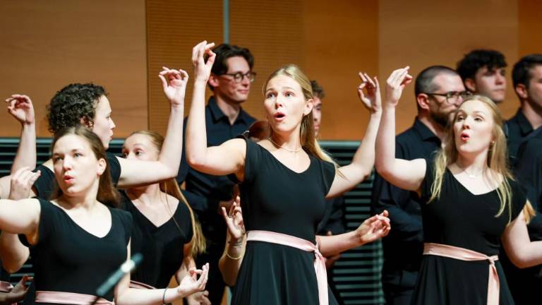 Komelovci ponovno blesteli