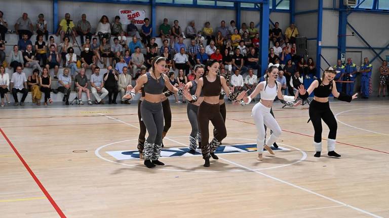 Z občuteno slovesnostjo poimenovali repensko telovadnico po Paolu Colji