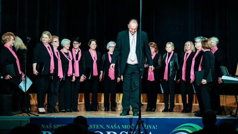 Na tržaškem vikendu Primorske poje nastopilo 15 zborov