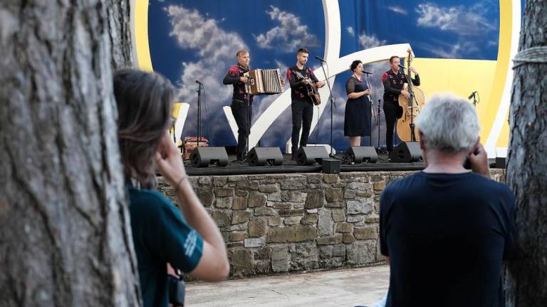 V Števerjanu praznovali 50. festival narodno-zabavne glasbe