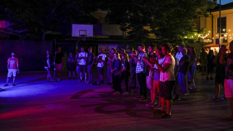 Nostalgičen večer z obetavnimi rokerji