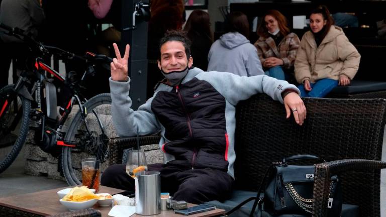 Spet kava, kosilo in aperitiv