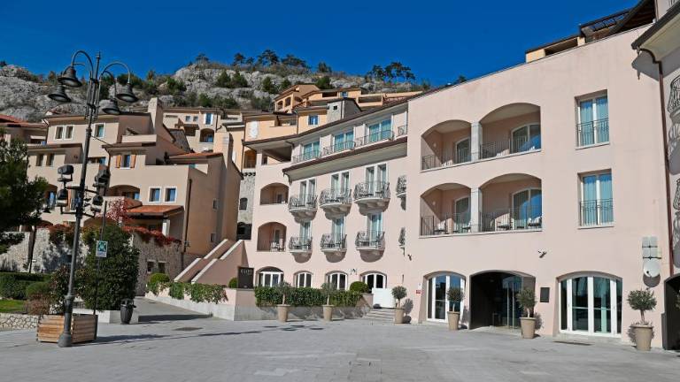 Prihodnost naselja Portopiccolo velika uganka