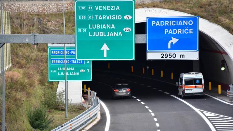 Padriški predor spet prevozen