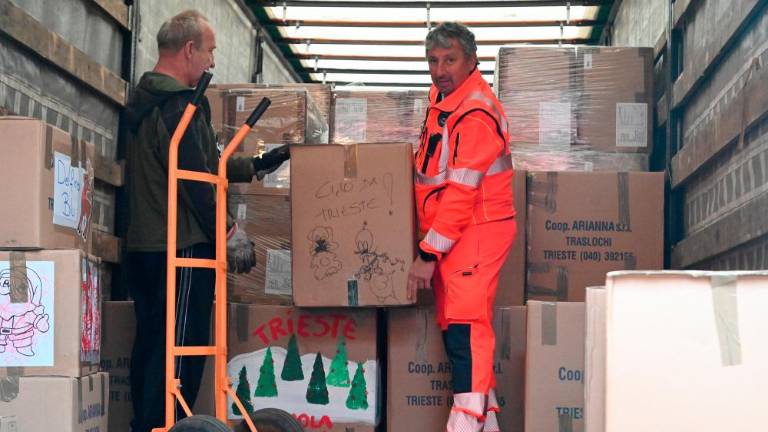 Tovornjak z igračami krenil proti Mikolajivu