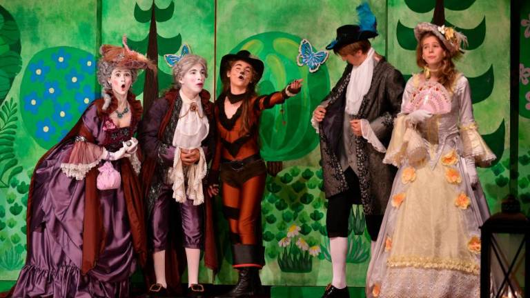 V Mavhinje se vrača ljubiteljsko gledališče