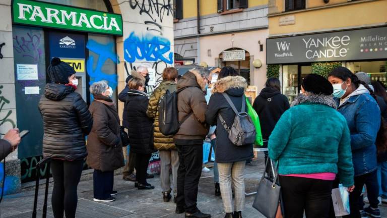 Število aktivno okuženih v Italiji že drugi dan upada