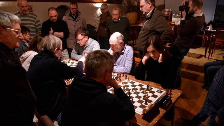 Lakovič, Juretičeva in Grudnova