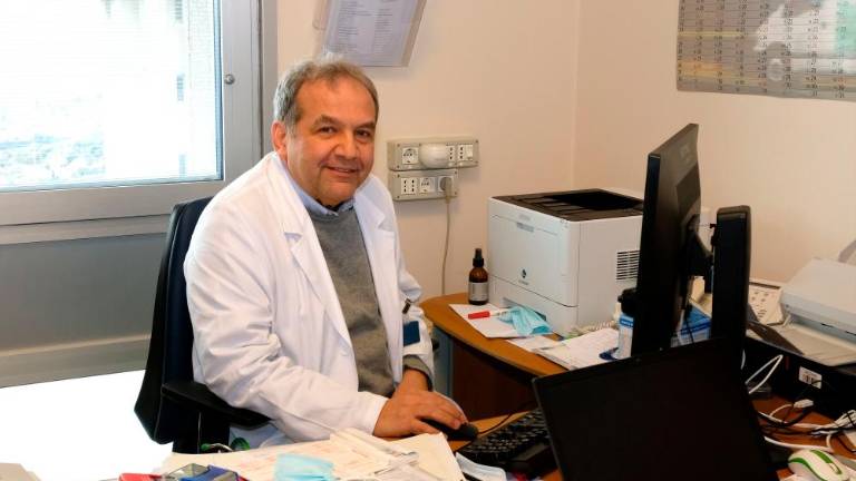 Strategija sobivanja z virusom bi lahko imela škodljive posledice