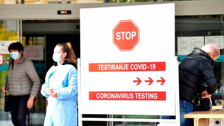 V Sloveniji včeraj 48 novih okužb