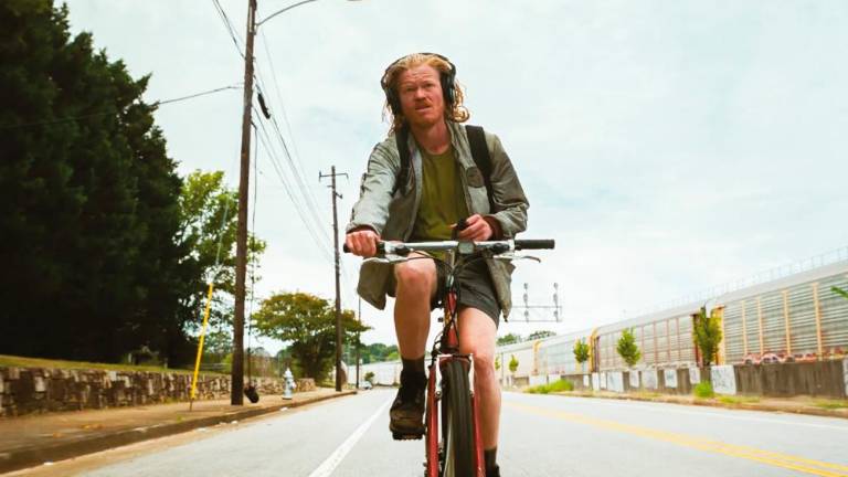 Čebele, ki umrejo, nezemljani in še ...