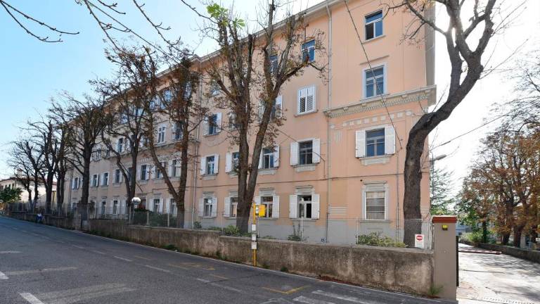 Pomoč terminalnim bolnikom