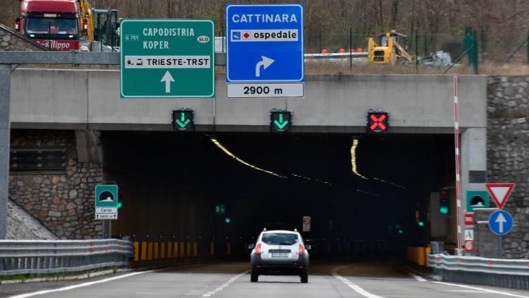 V petek 24-urno zaprtje padriškega predora v smeri Trsta