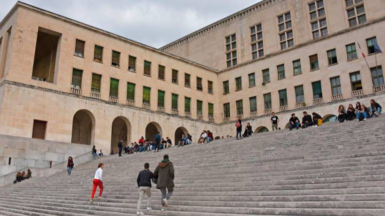 Skrb za standardizacijo pravne terminologije v slovenščini